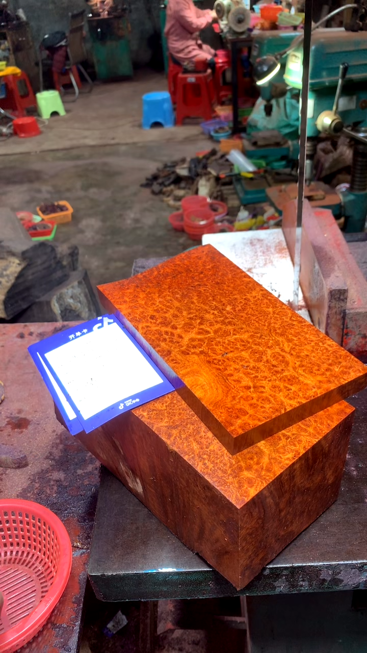 【闪购商品】花梨木类2.0海黄定制不退不换、