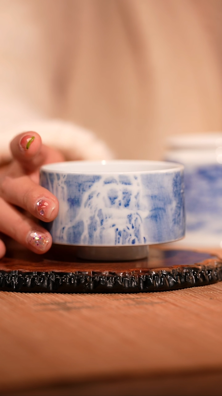 【闪购商品】杯云山片瀑布玉禅定杯