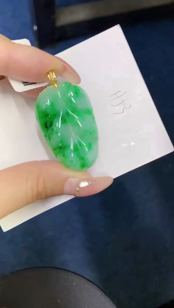 【闪购商品】翡翠颈饰18K金镶嵌000000000000