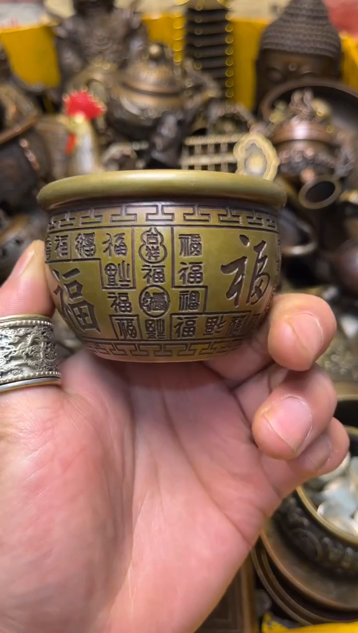 精美铜器，点击下单