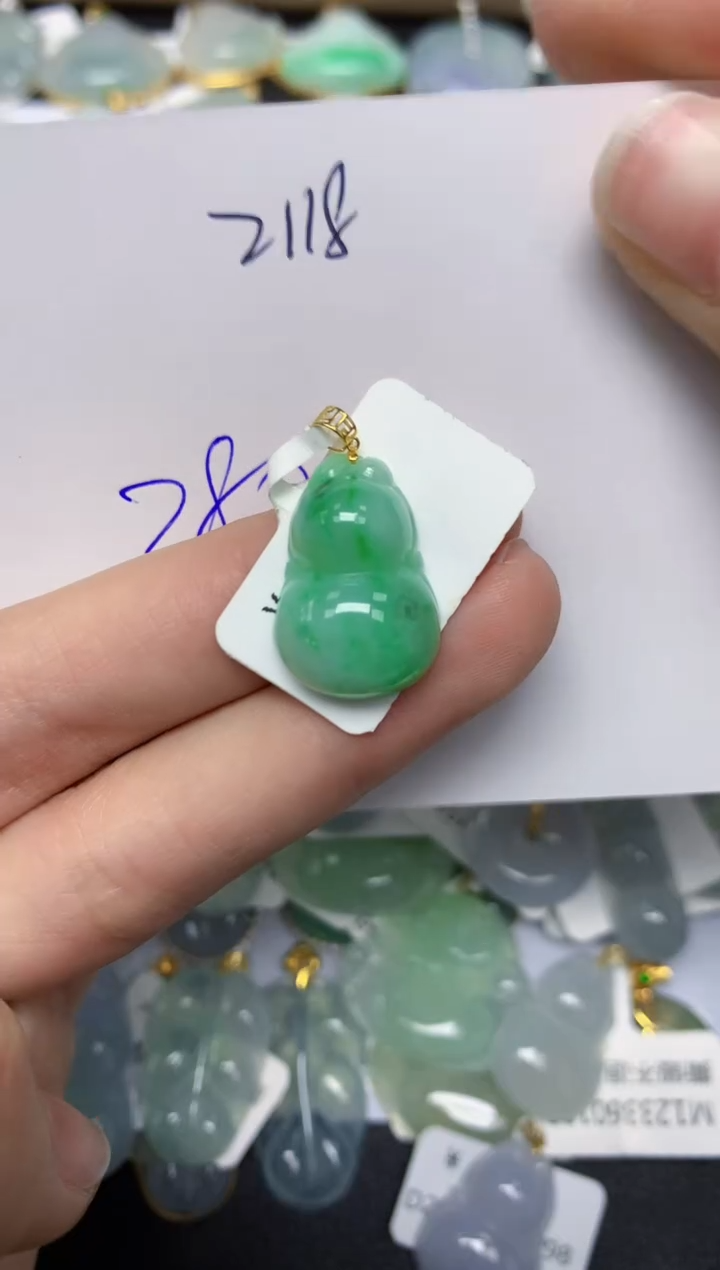 【闪购商品】翡翠颈饰18K金镶嵌天然翡翠A货