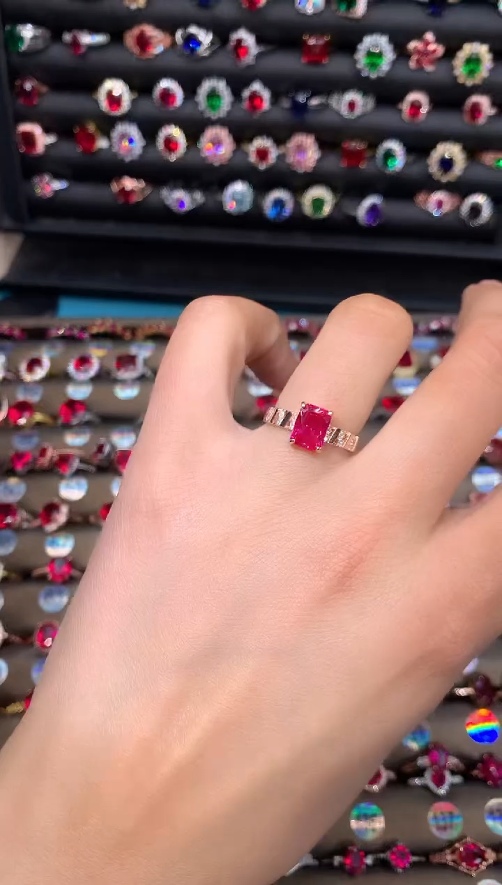 【闪购商品】红宝石戒指银S925镶嵌68玫瑰金