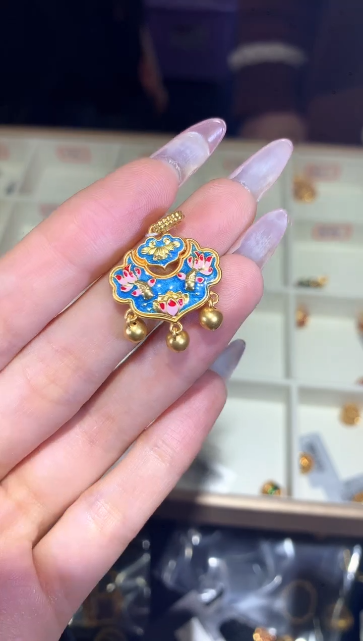【闪购商品】18K金吊坠(不含链)a67时尚