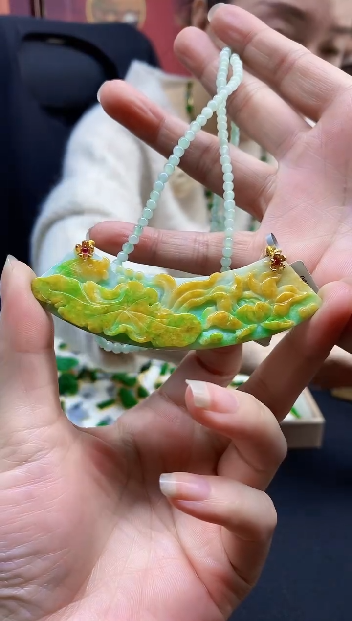 颈饰未镶嵌翡翠翡翠吊坠-39