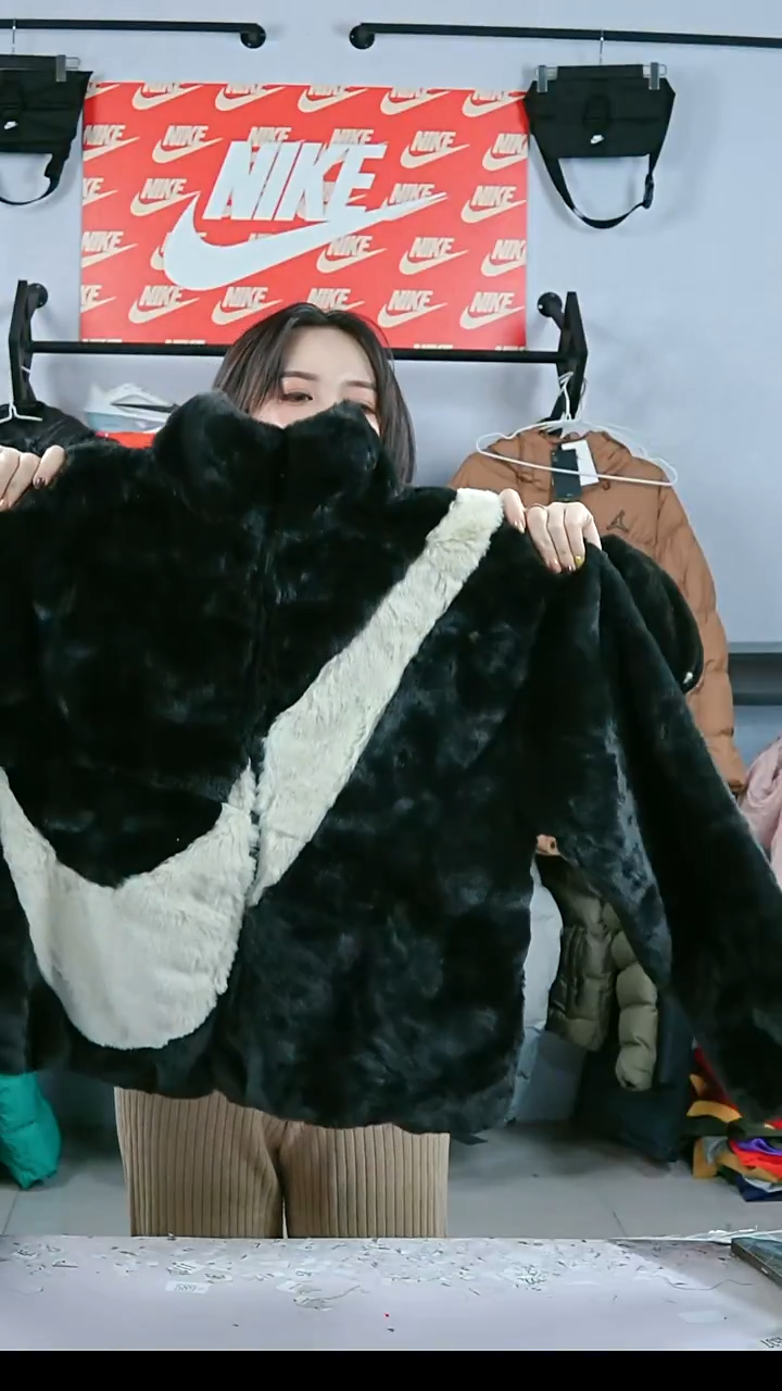 3050闪购编码运动衣以直播间过款为准尺码L