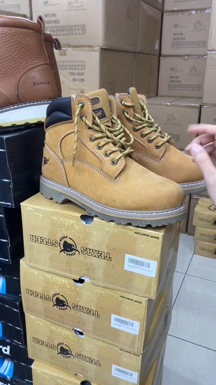 牛皮46.5码，牛头1 皮鞋码，工装靴 个别鞋面有胶印 默认瑕疵 