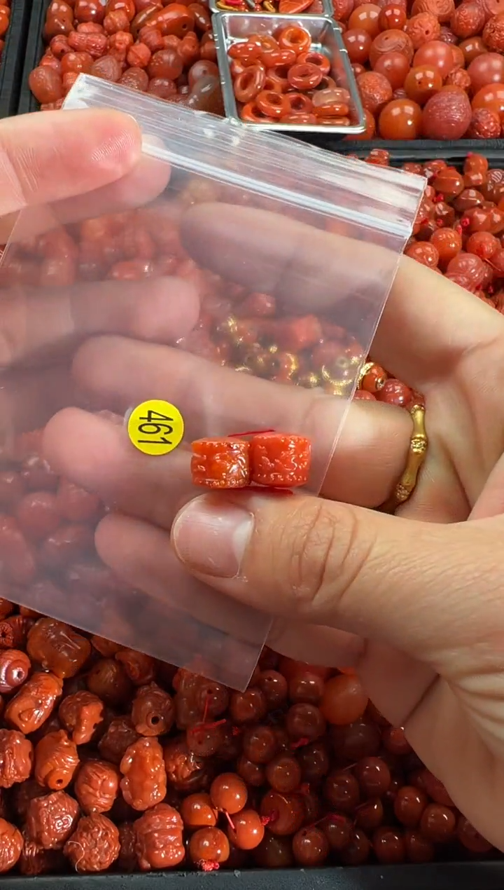 【闪购商品】南红玛瑙颈饰未镶嵌1