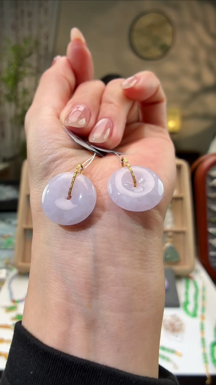 颈饰18K金镶嵌翡翠平安扣 多样性发货