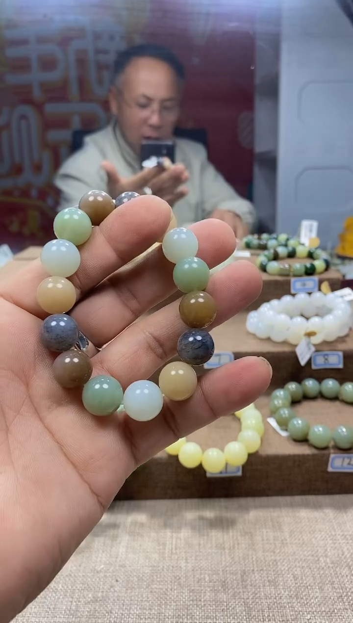 【闪购商品】和田玉手链未镶嵌，