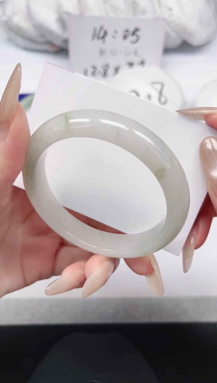 未镶嵌手镯石英岩玉8-55/56