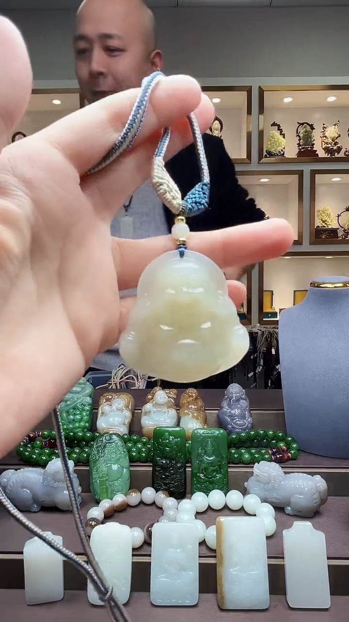 【闪购商品】和田玉颈饰未镶嵌苏