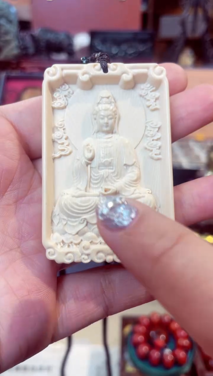 【闪购商品】观音  项链