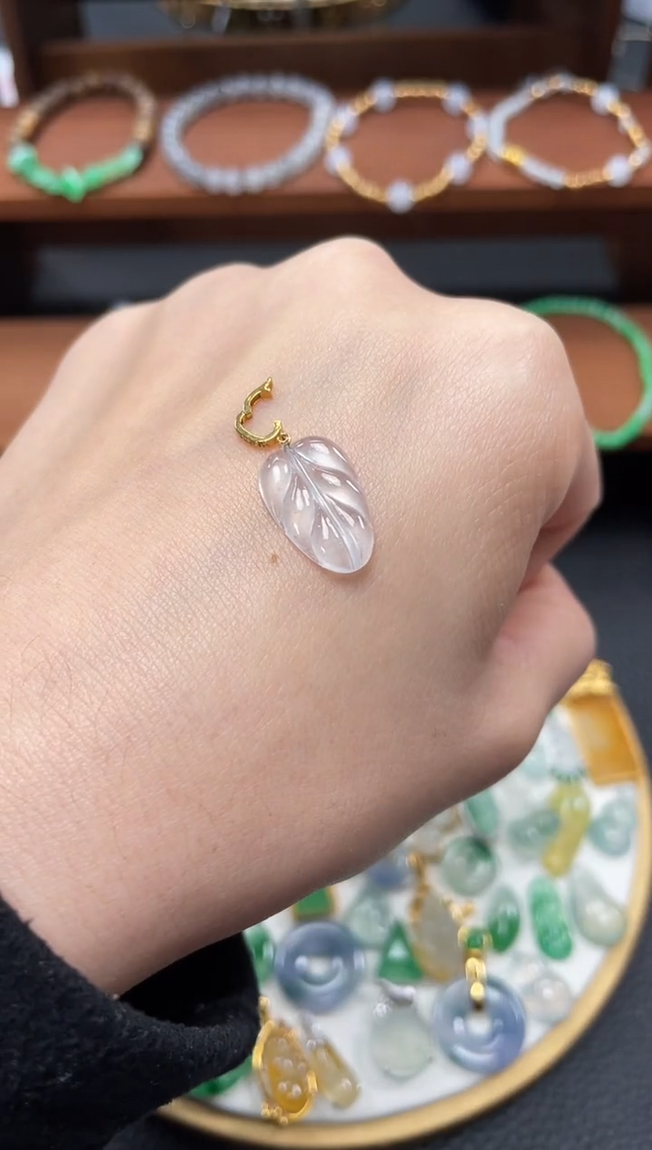 【闪购商品】翡翠吊坠(不含链)18K金镶嵌一个   JK630