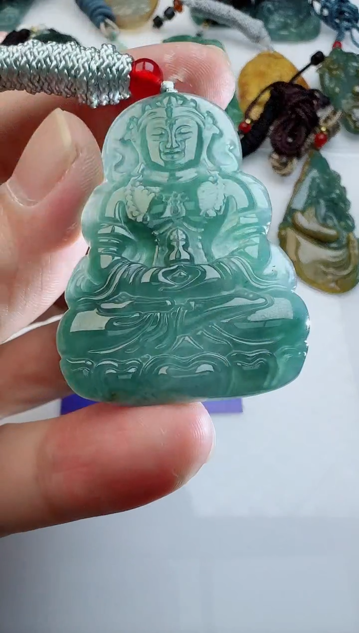 【闪购商品】翡翠颈饰未镶嵌多样性随机发其一