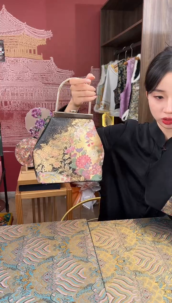 【闪购商品】刺绣苏绣手工刺绣包包