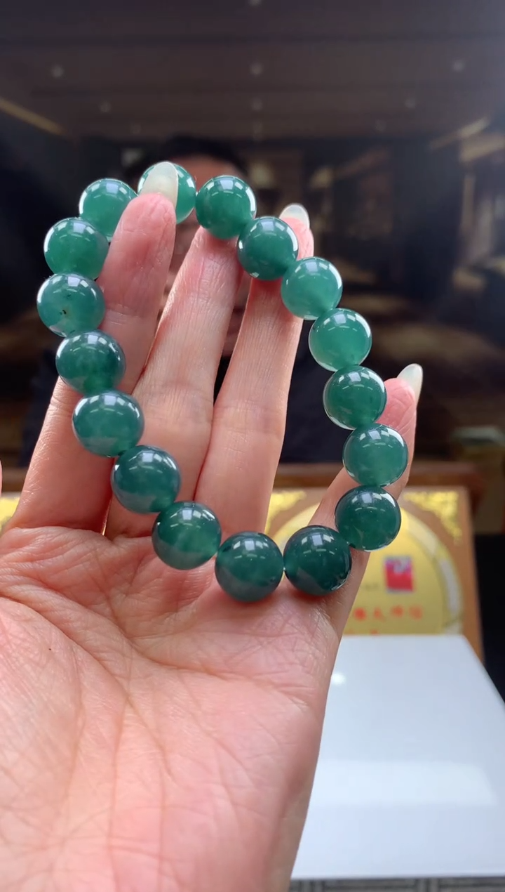【闪购商品】定制翡翠未镶嵌挂件发货（拍一发一）          