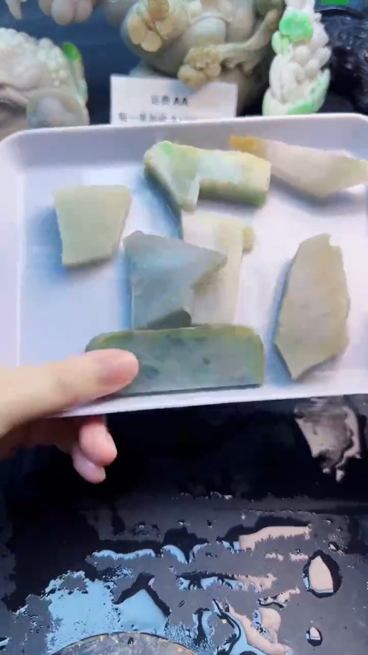 翡翠挂件未镶嵌天然翡翠061