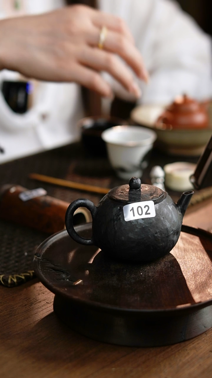 黑壶........102