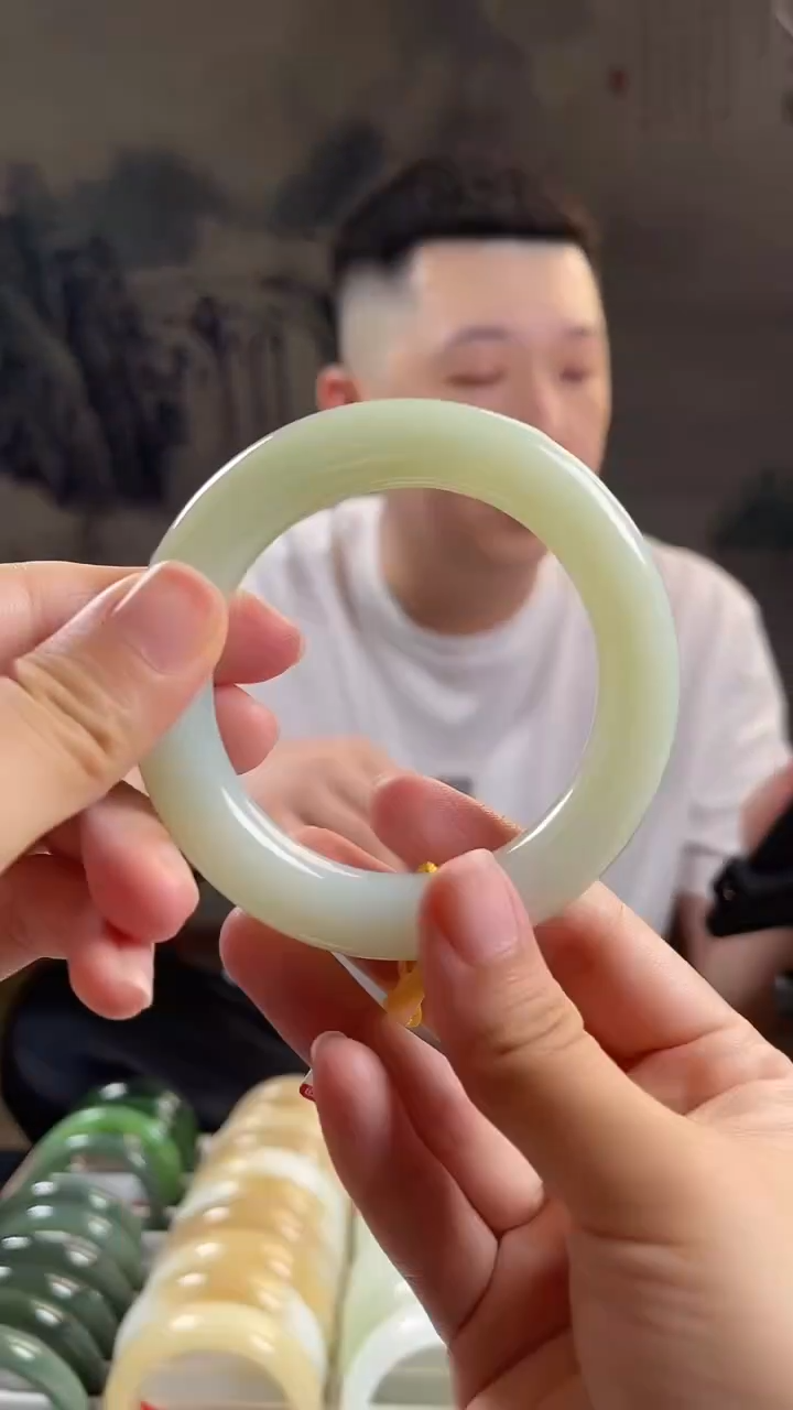 未镶嵌手镯和田玉58+圈口仅一只