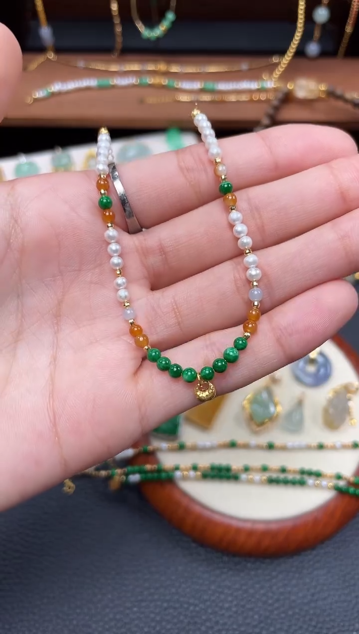 【闪购商品】翡翠套链18K金镶嵌一个  JK677