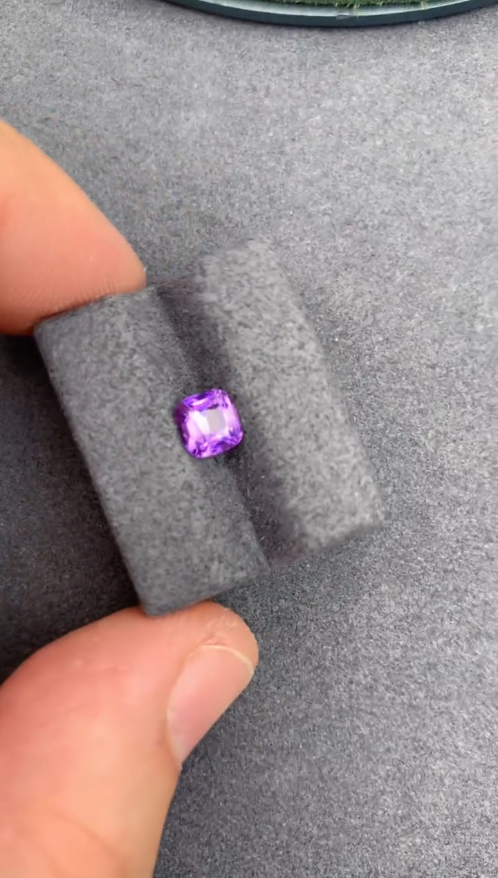 【闪购商品】彩色蓝宝石裸石未镶嵌1.1ct无烧紫蓝宝