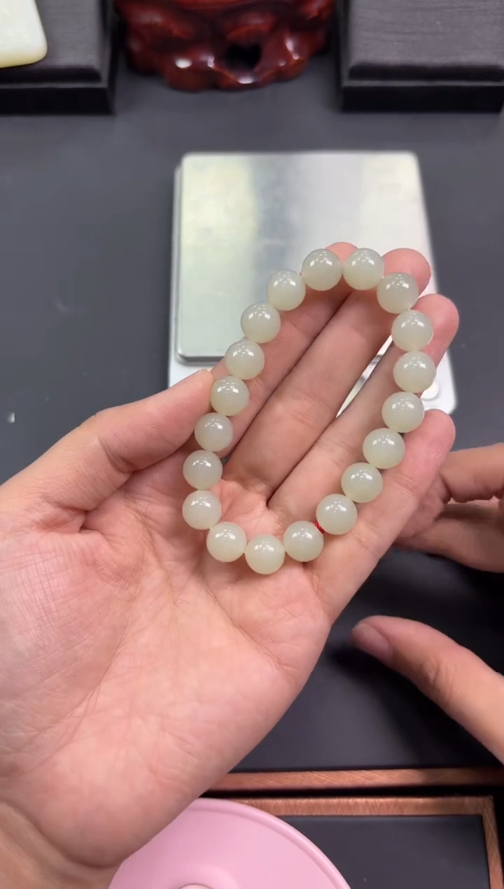 【闪购商品】和田玉手串未镶嵌且末微色差近矿卡10