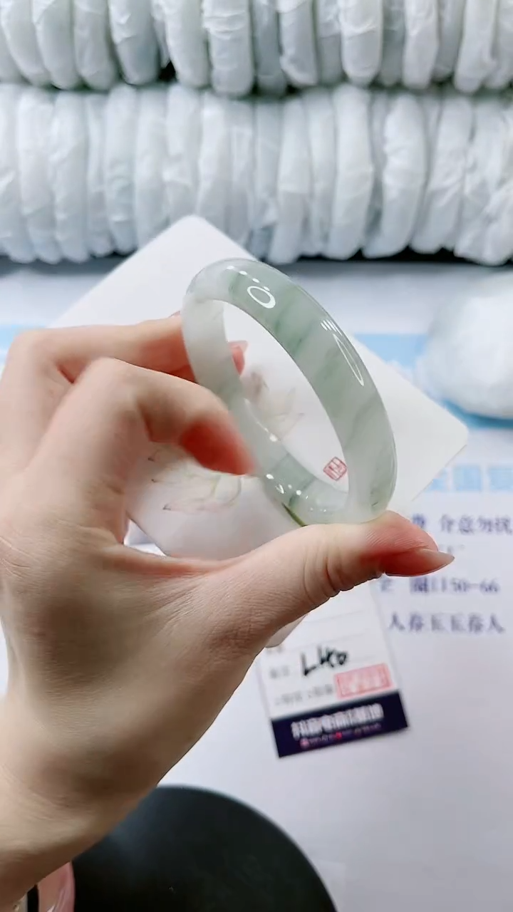 【闪购商品】石英质玉手镯未镶嵌多样性发货L40