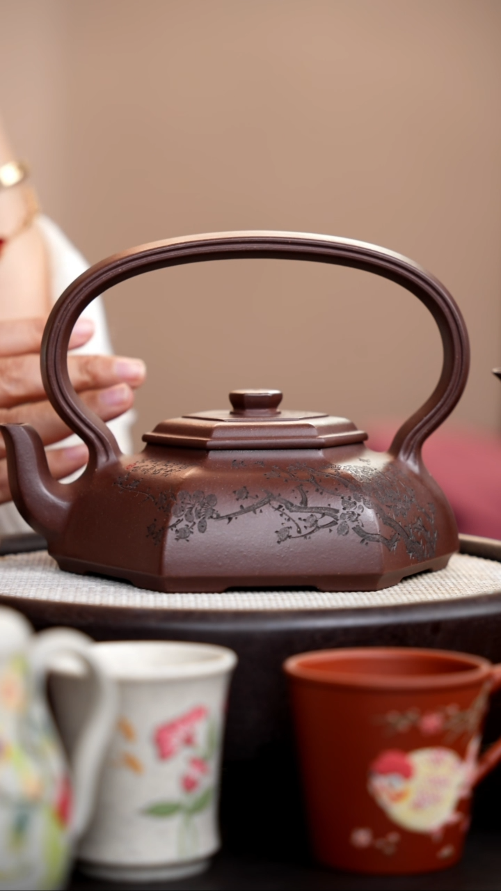 茶壶紫砂紫泥飘香提梁