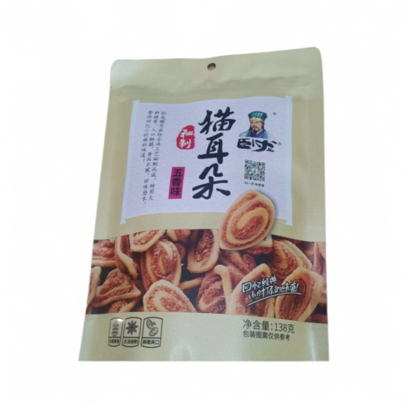 卧龙秘制猫耳朵138g（五香味）4315
