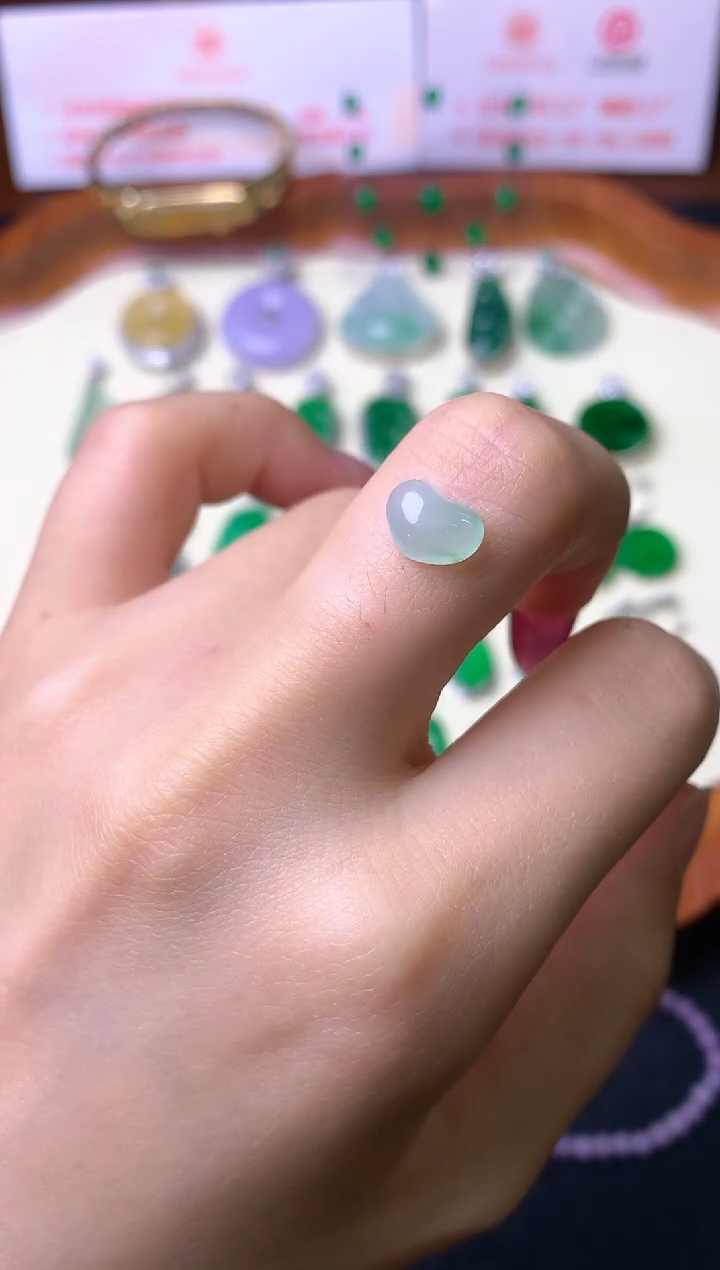 【闪购商品】定制翡翠未镶嵌裸石（镶嵌定制）