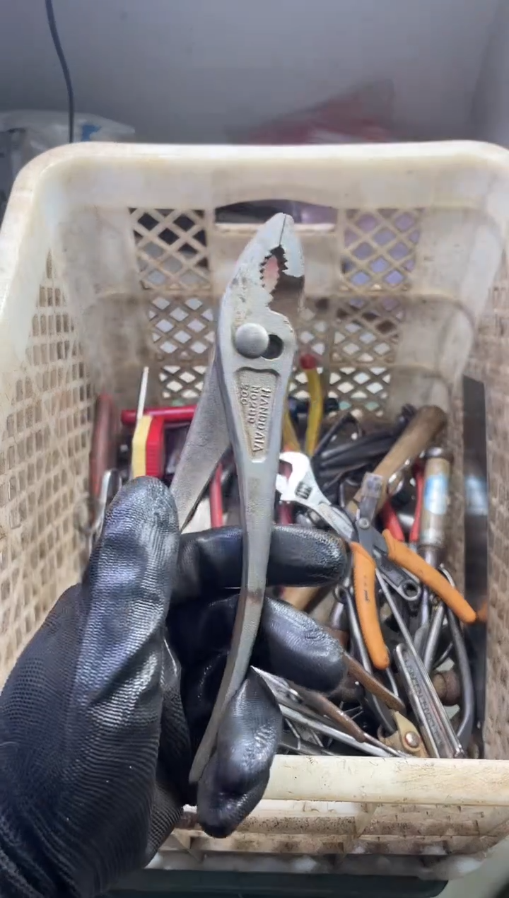 镁水*飘阿古百货商行闪购