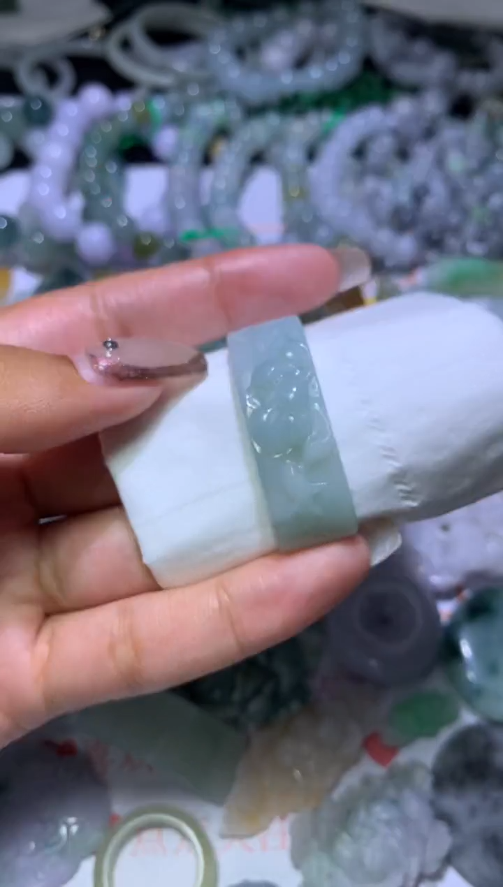 翡翠挂件未镶嵌MJX043975