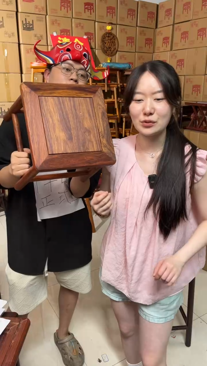 花梨木类刺猬紫檀高档富贵凳