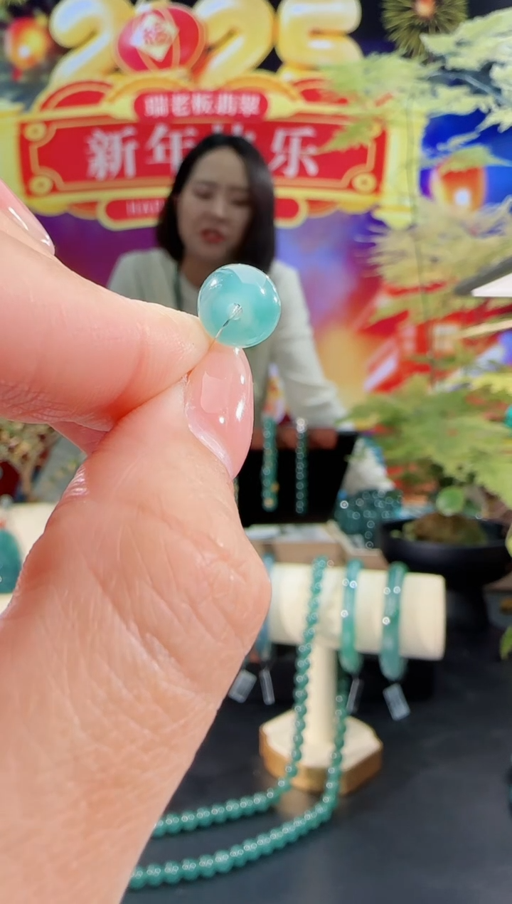 【闪购商品】翡翠吊坠(不含链)未镶嵌面包扣多样性发一