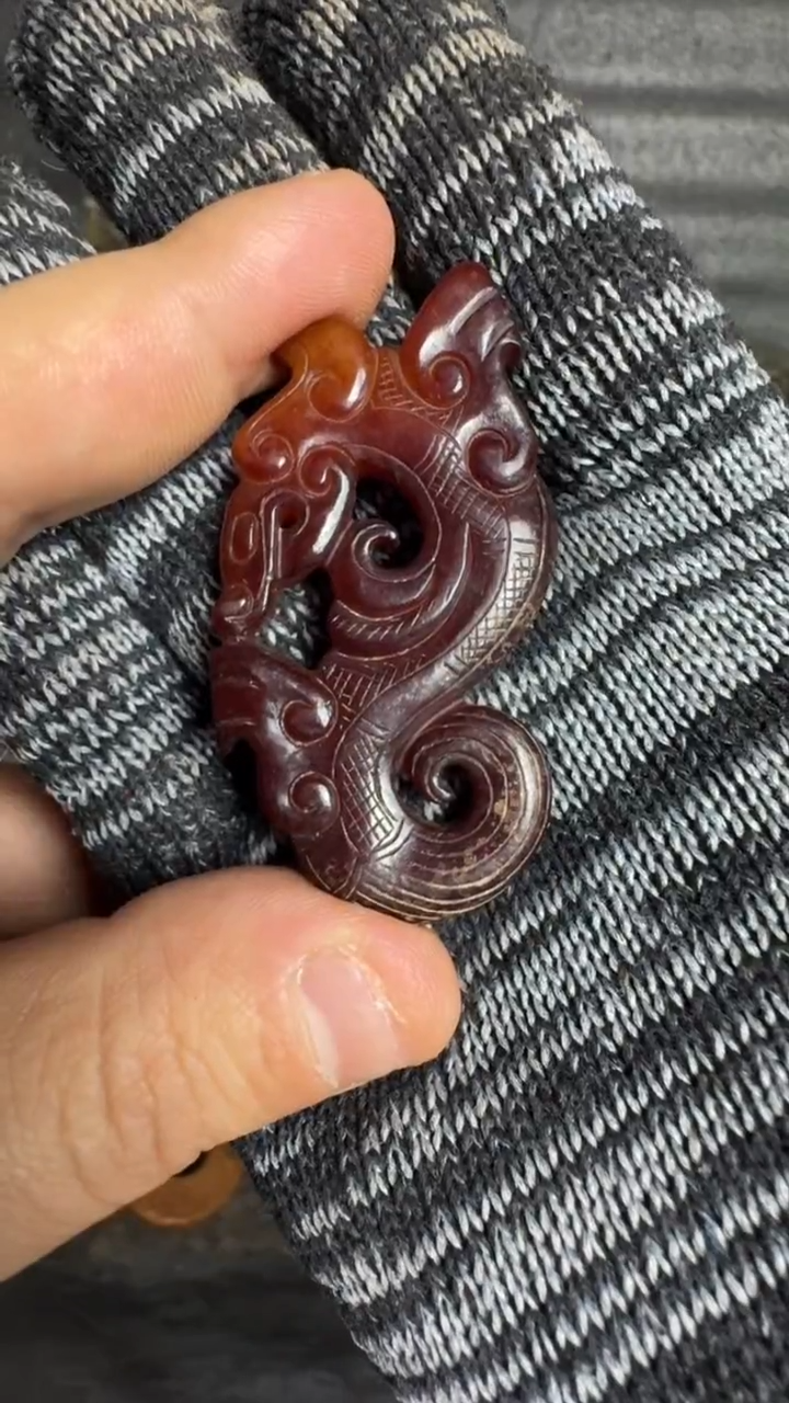 未镶嵌和田玉挂件和田玉挂件