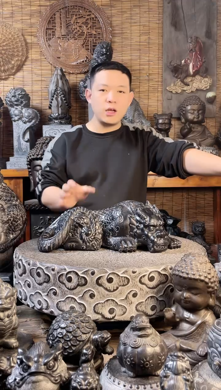 【闪购商品】45趴吸水兽天然青石雕刻