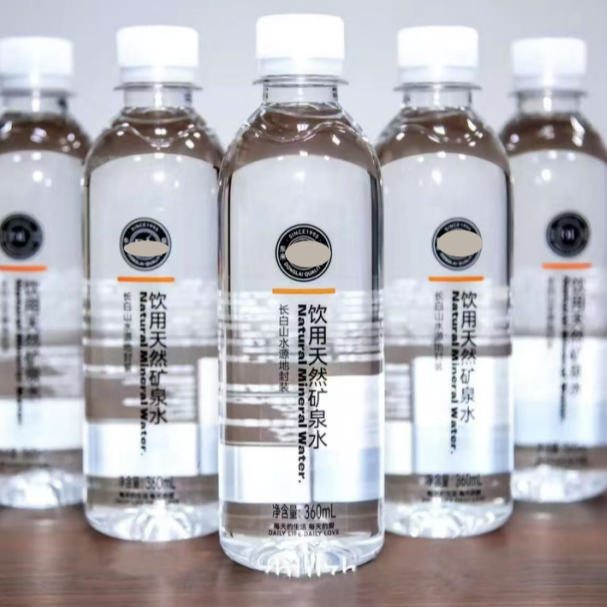 代购新乡超市正品矿泉水整箱包邮