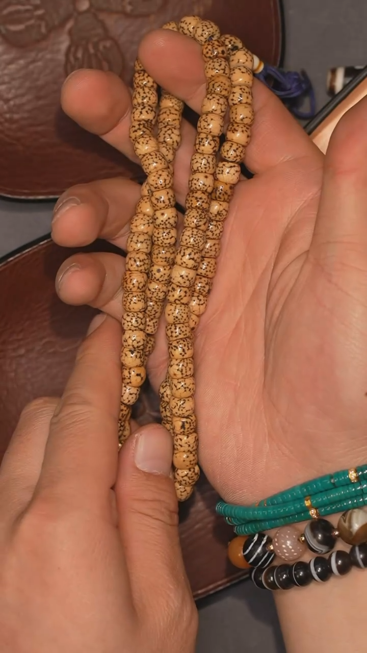 【闪购商品】冲赛康胡子哥，藏传念珠42