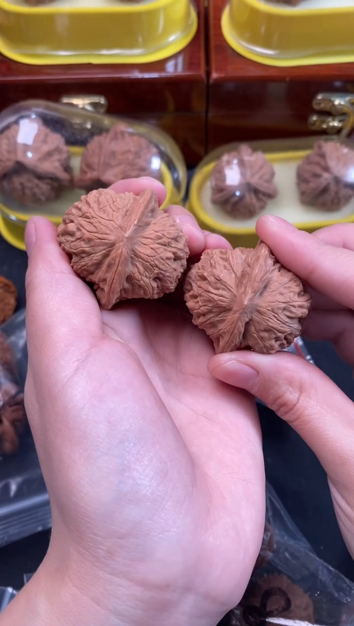 把件文玩核桃血麒麟39尺Q088