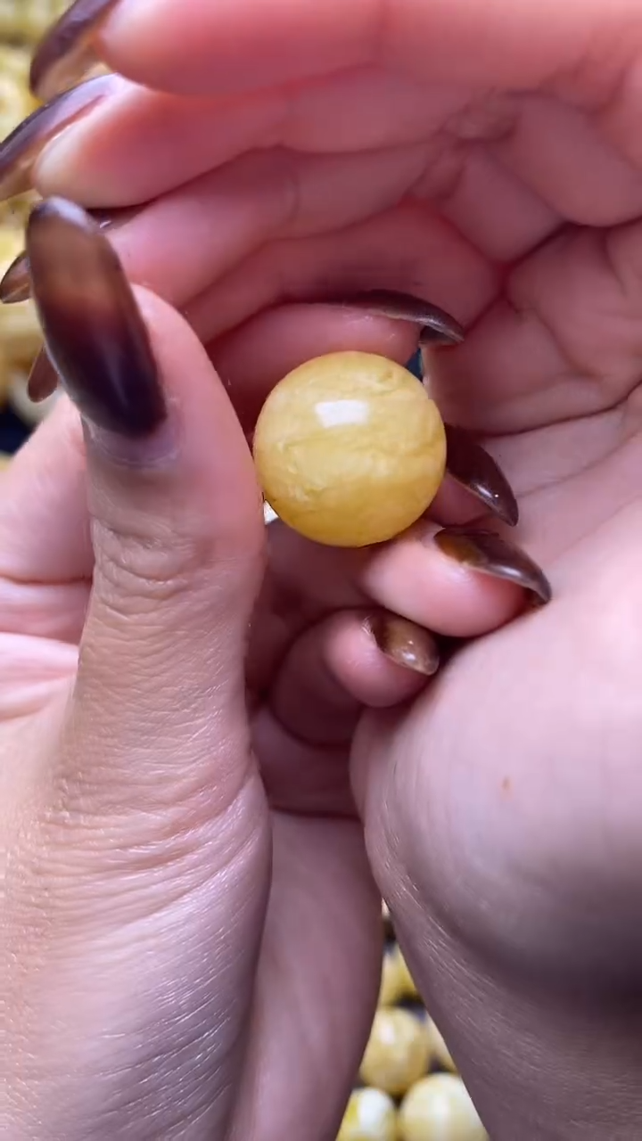 【闪购商品】琥珀裸石未镶嵌蜜蜡.44