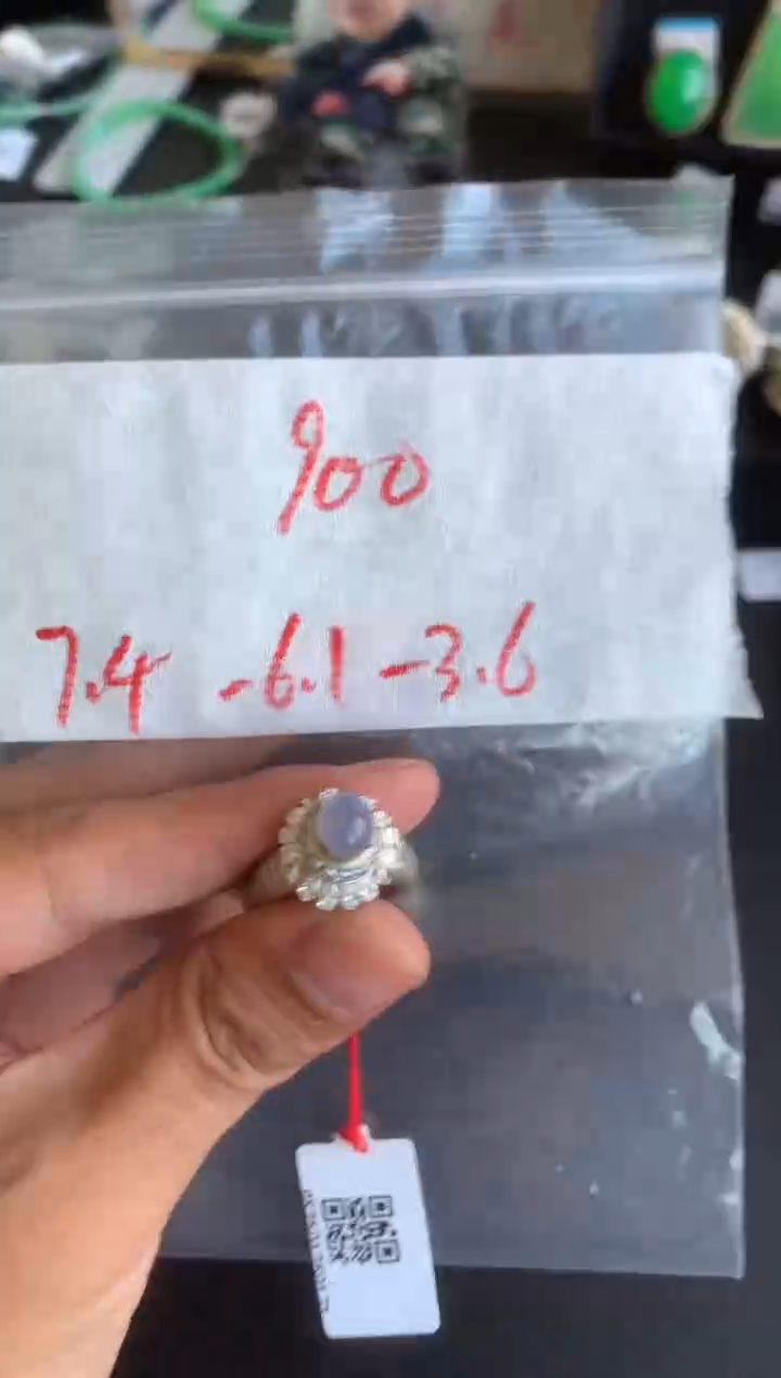 未镶嵌定制翡翠缅甸A货翡翠，拍一发一