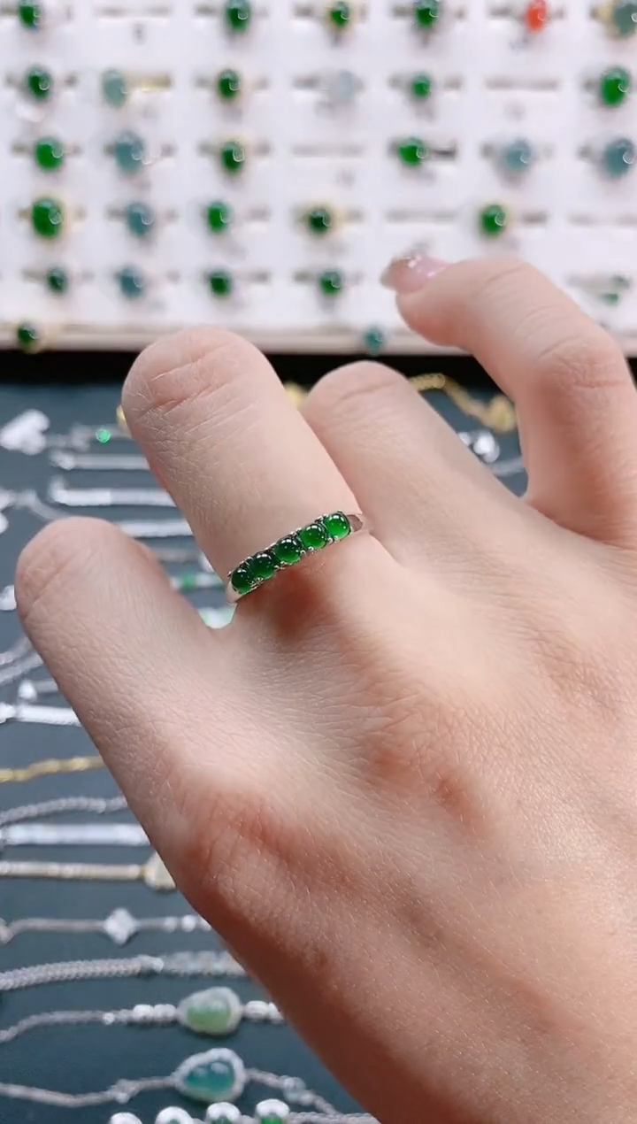 【闪购商品】翡翠戒指银S925镶嵌天然翡翠