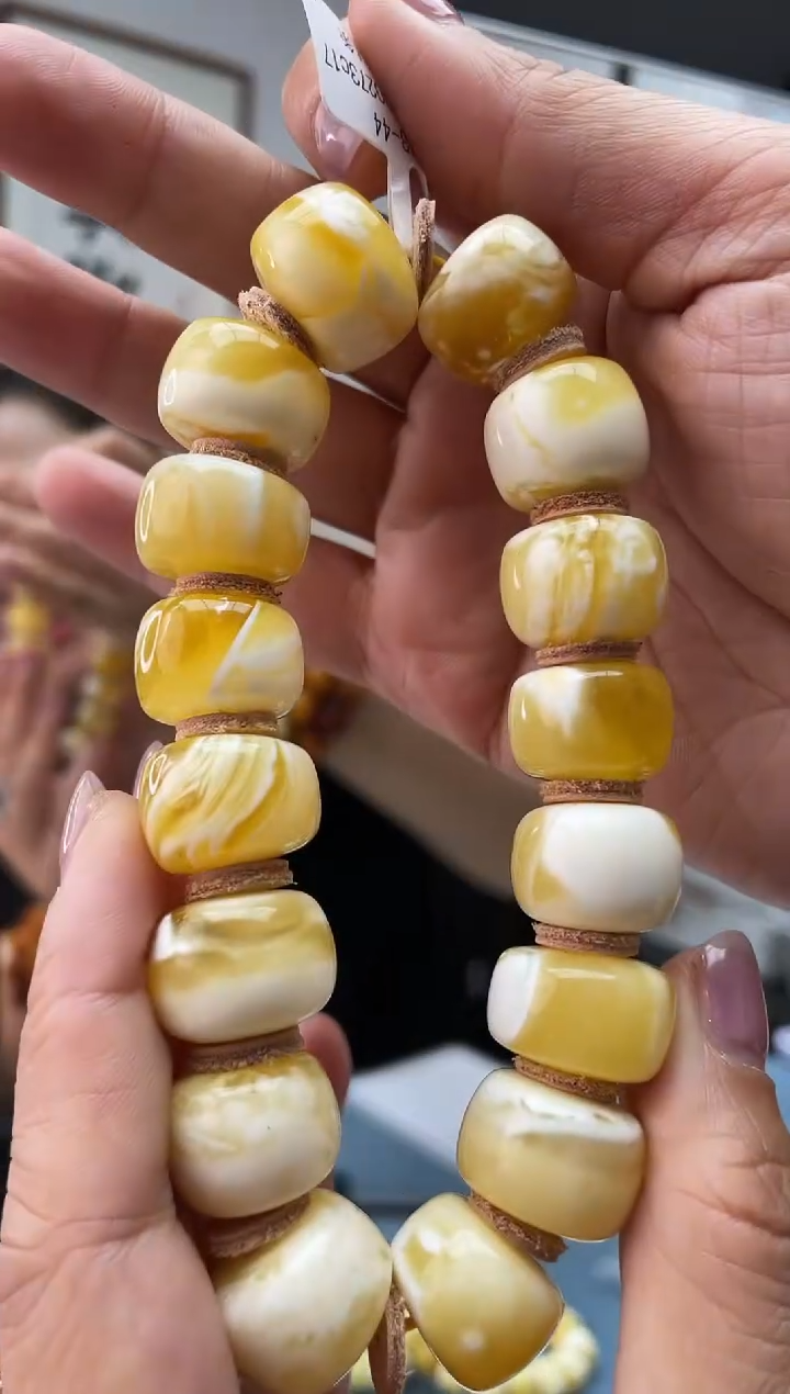 未镶嵌琥珀珠宝奇石043 16/7