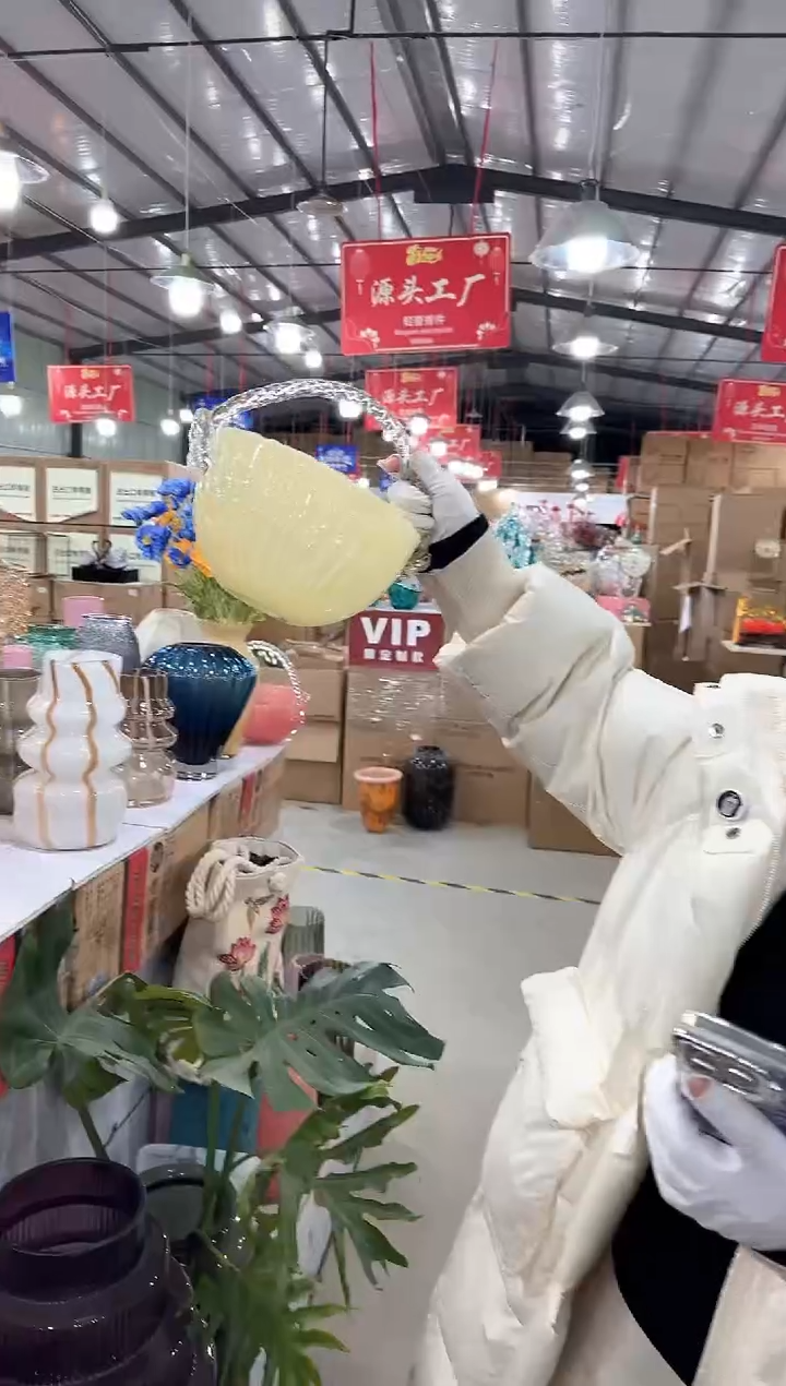 【闪购商品】无铅玻璃悠悠U-花器-3早