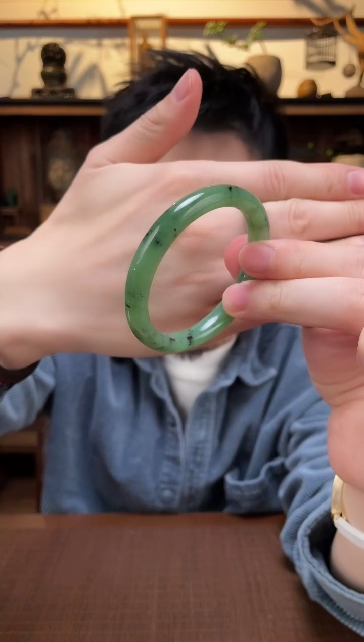 【闪购商品】和田玉手镯未镶嵌52#碧玉手镯YR多样性发一