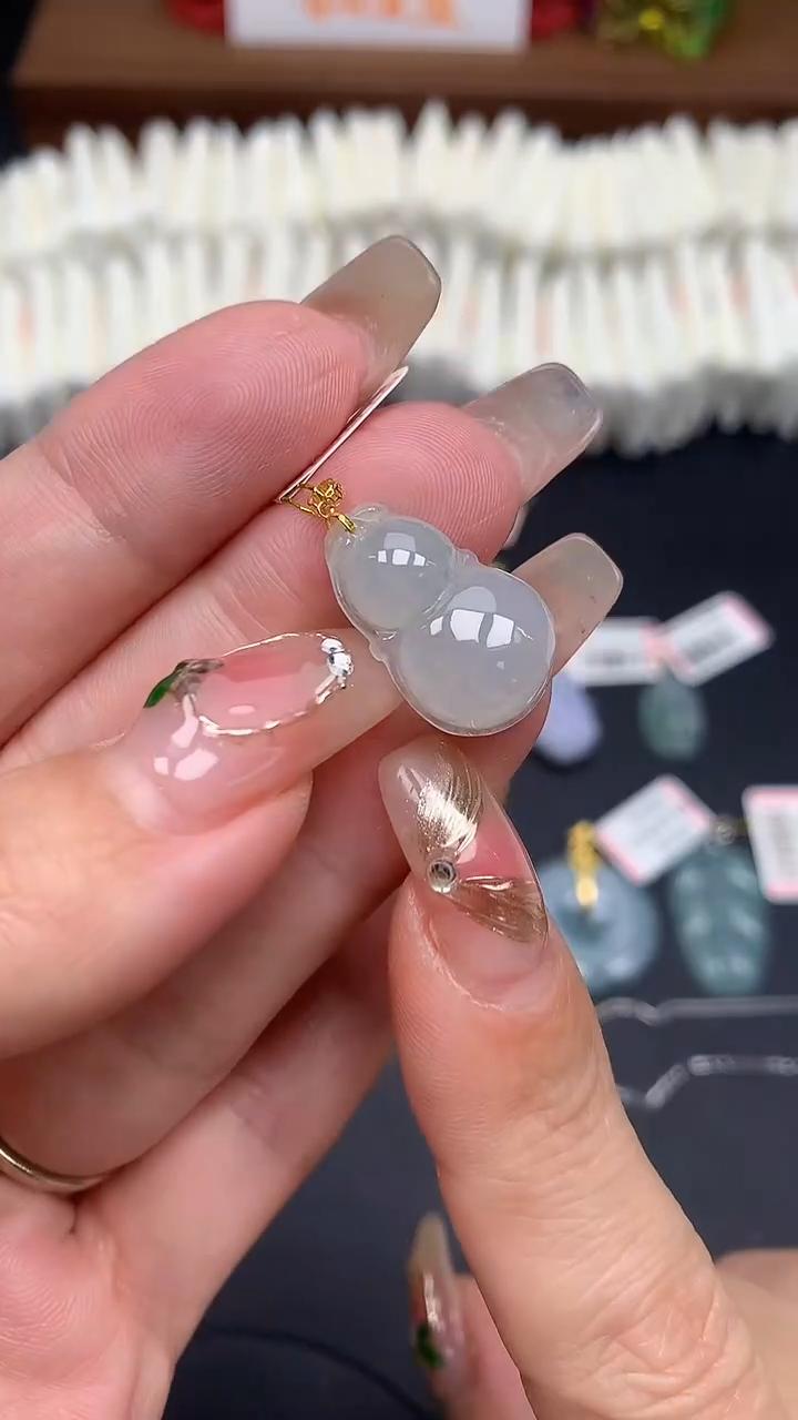 【闪购商品】翡翠吊坠(不含链)18K金镶嵌MS160388