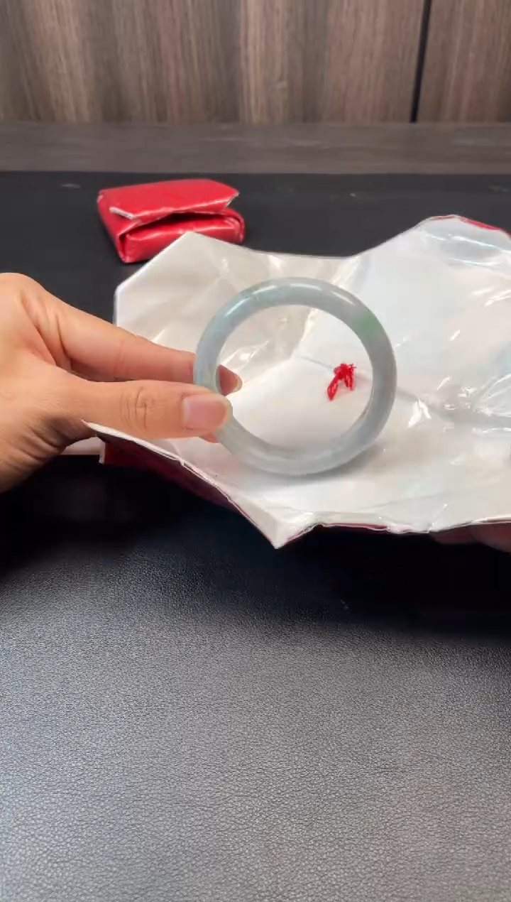 未镶嵌手镯翡翠335