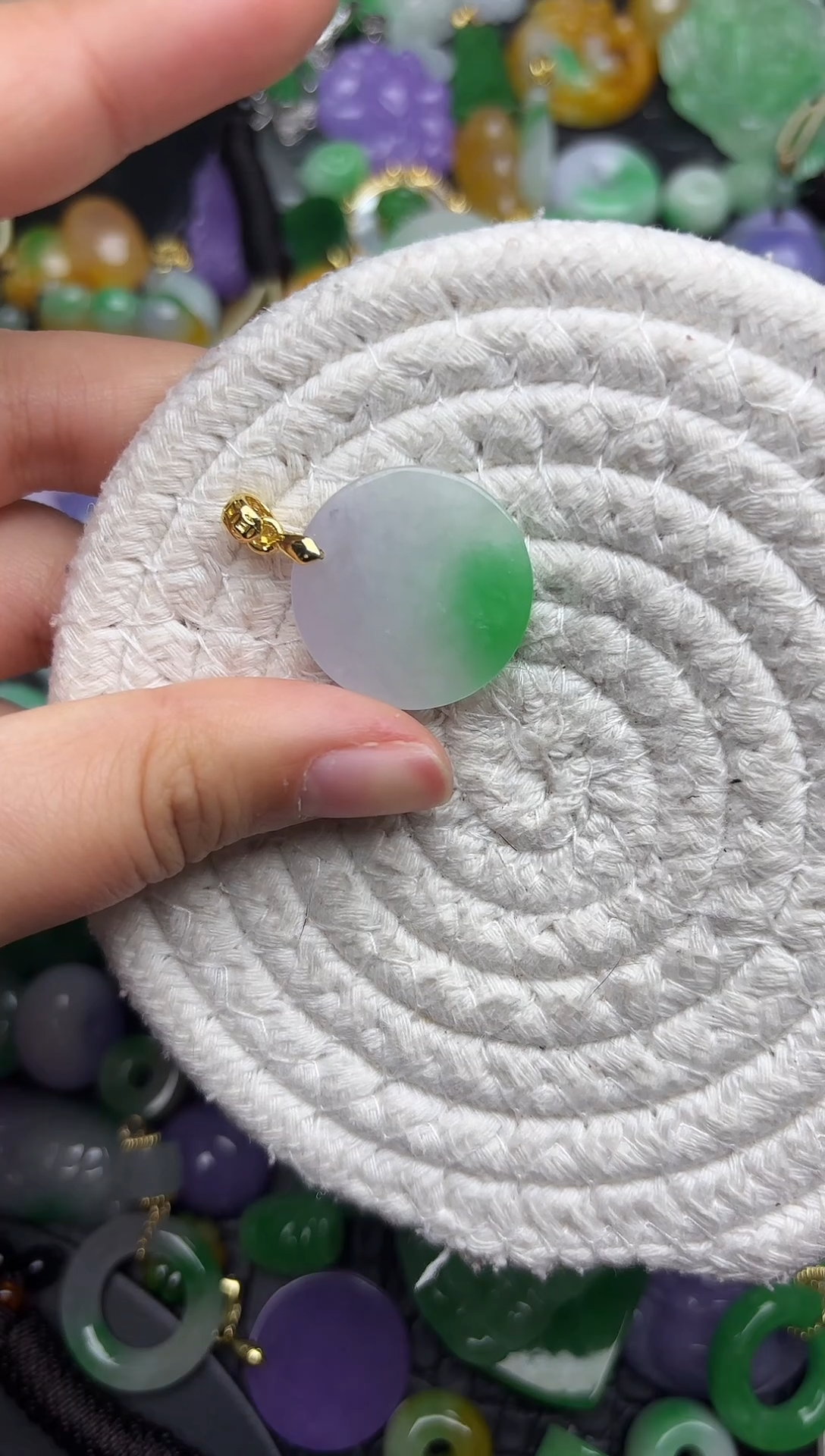 颈饰未镶嵌翡翠缅甸翡翠吊坠