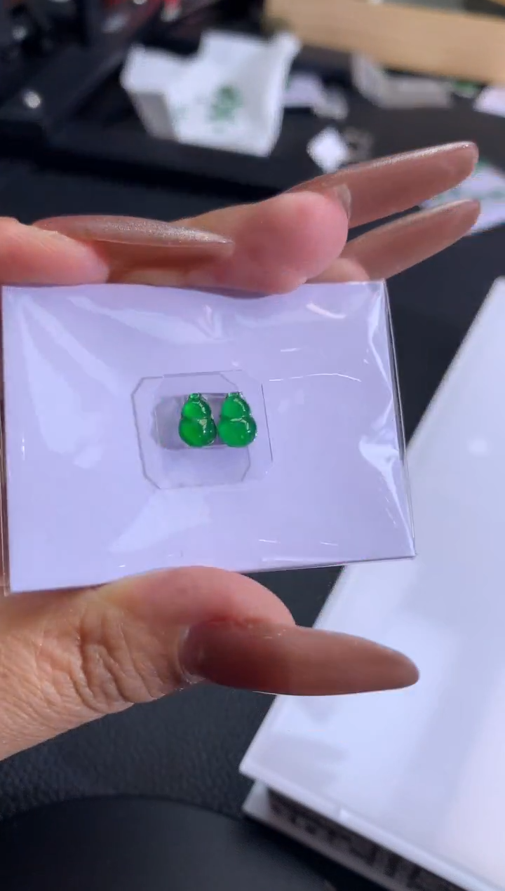 【闪购商品】定制翡翠未镶嵌翡翠