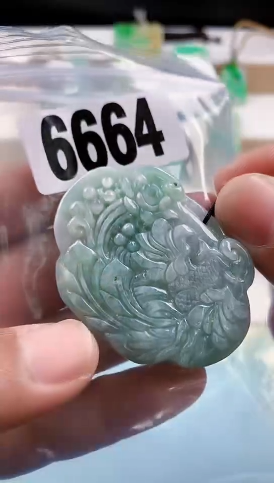 【闪购商品】翡翠挂件未镶嵌天然翡翠吊坠挂件